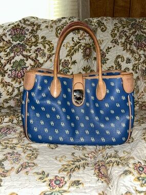 Dooney and Bourke handbag